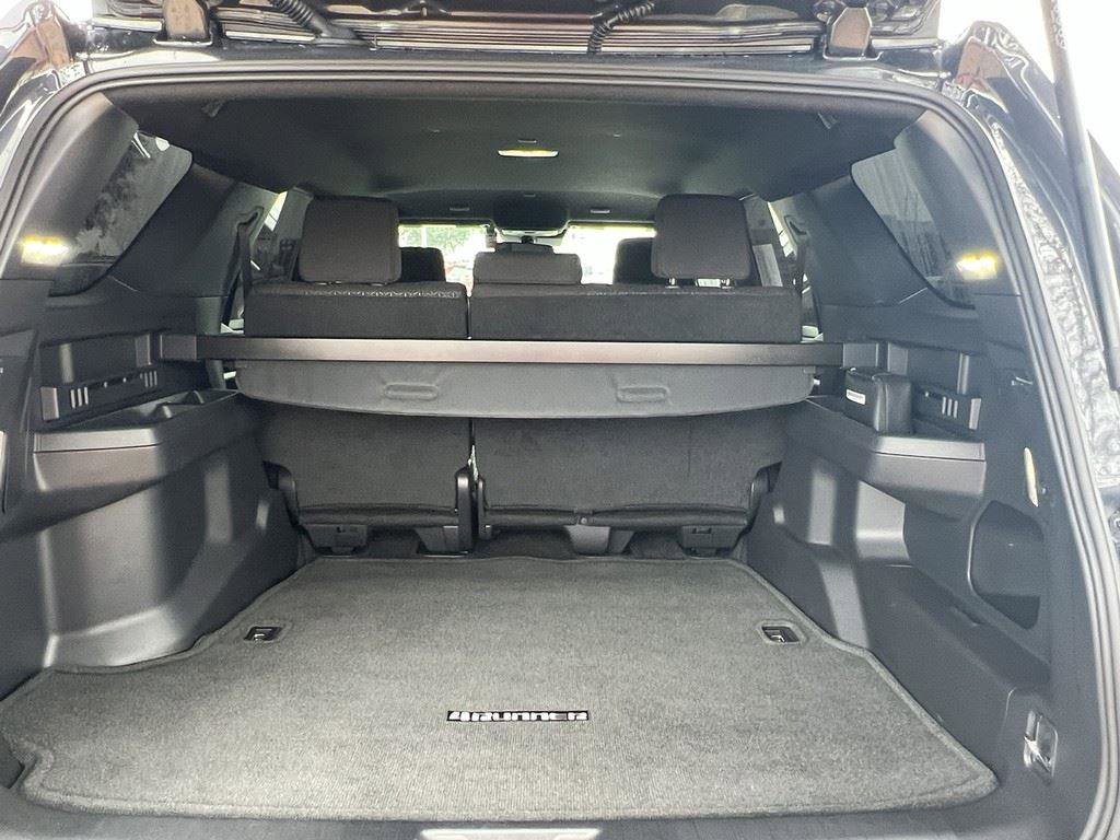 Used 2025 Toyota 4Runner SR5 image 10