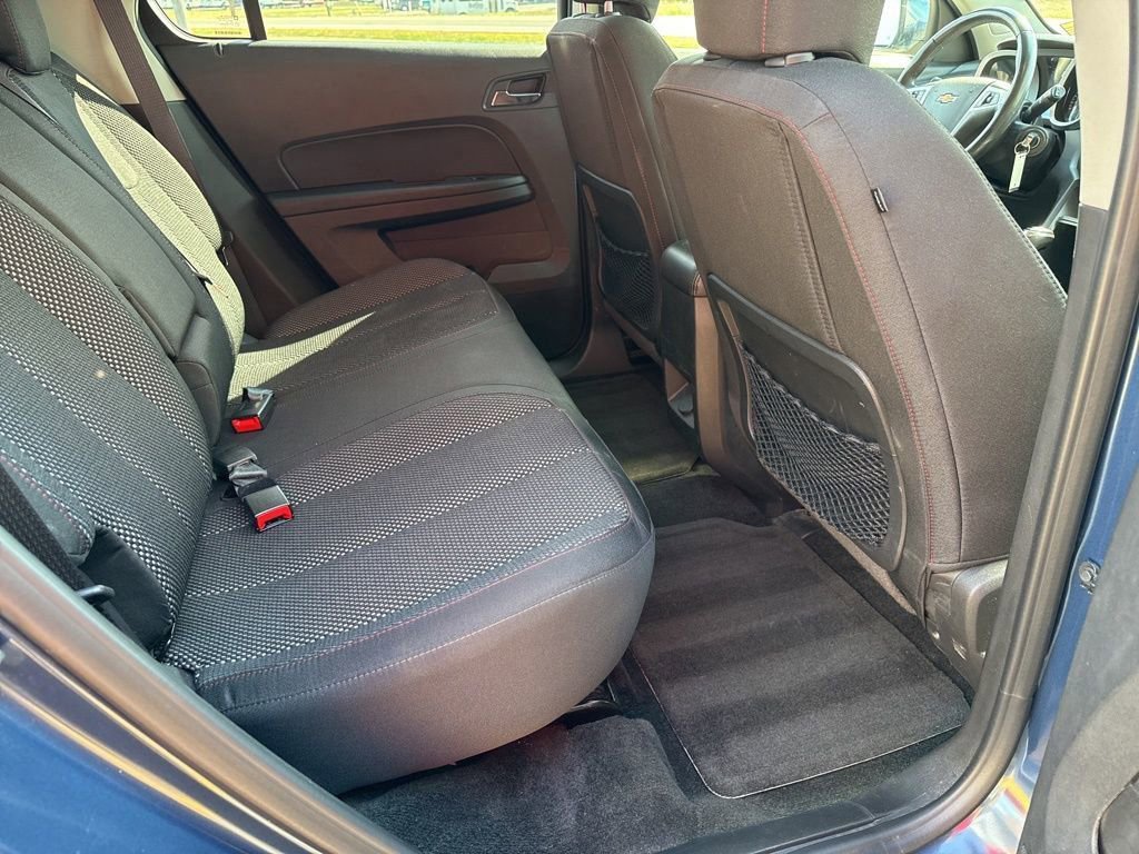 Used 2017 Chevrolet Equinox LT w/ Convenience Package image 12