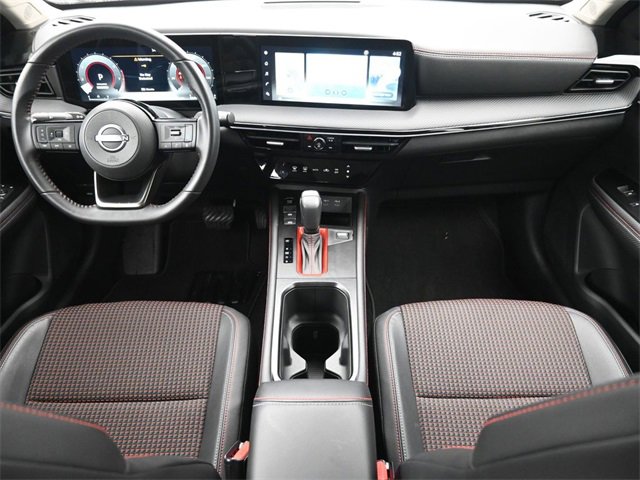 Used 2025 Nissan Kicks SR image 23