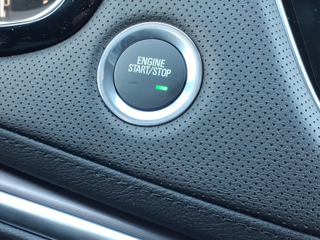 New 2026 Cadillac XT5 Luxury image 16