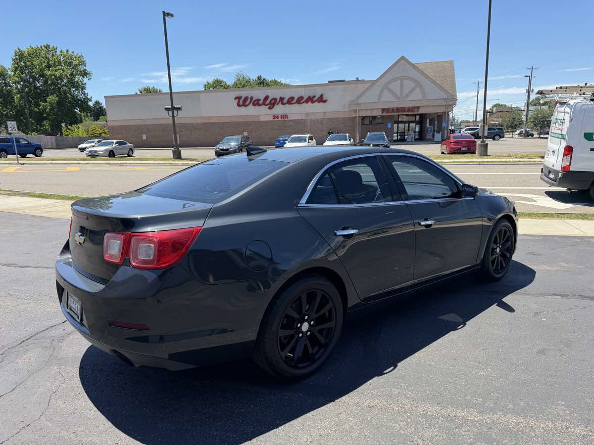Used 2015 Chevrolet Malibu LTZ FWD image 7
