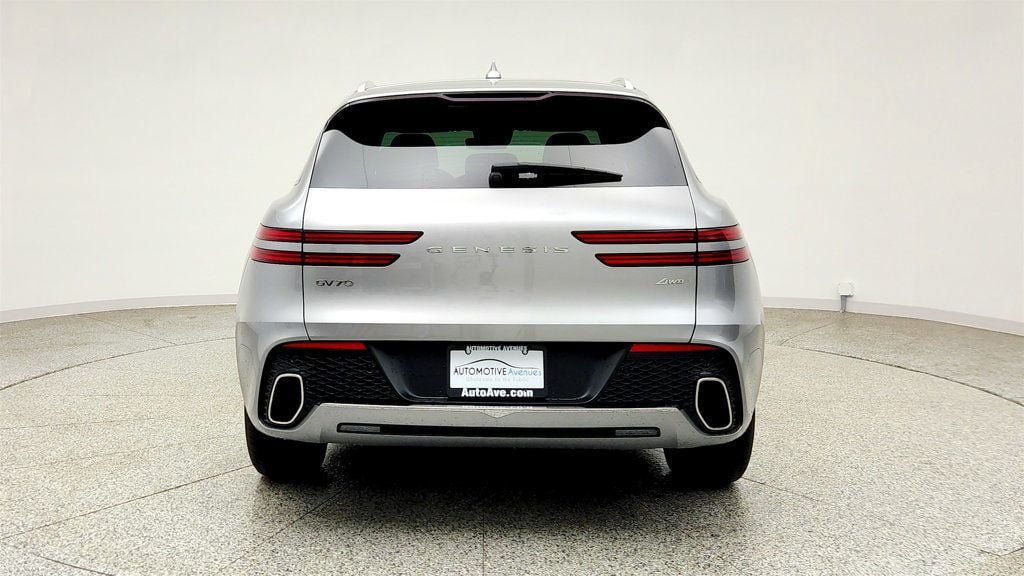 Used 2025 Genesis GV70 2.5T w/ Advanced Package AWD/4WD image 6