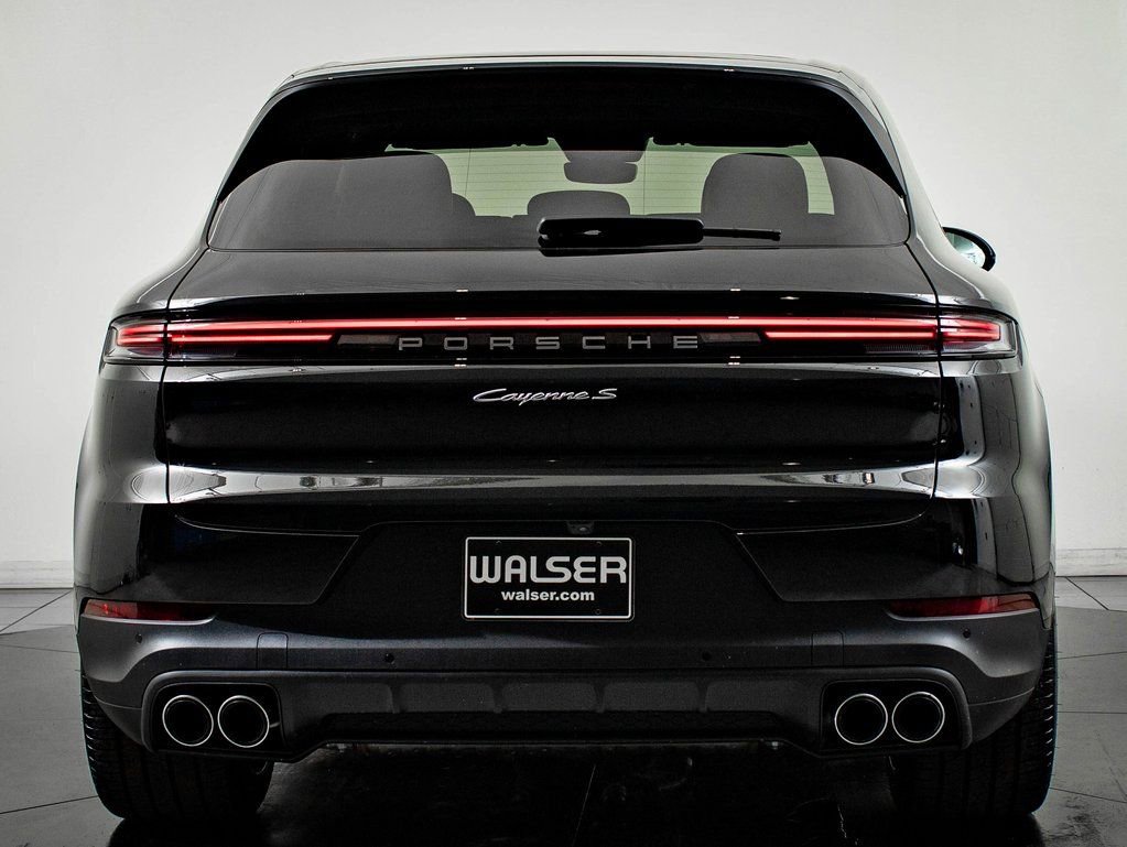 New 2026 Porsche Cayenne S AWD/4WD image 7