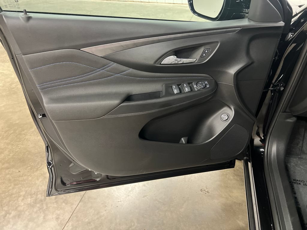 Certified 2026 Buick Envista Sport Touring w/ Convenience I Package FWD image 15