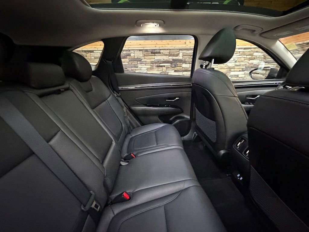 Used 2023 Hyundai Tucson Limited image 33