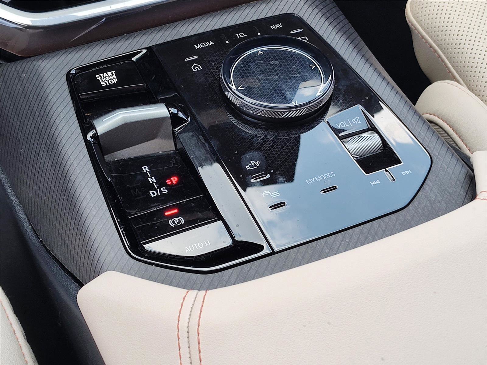 Used 2026 BMW X3 xDrive30 w/ Convenience Package image 21