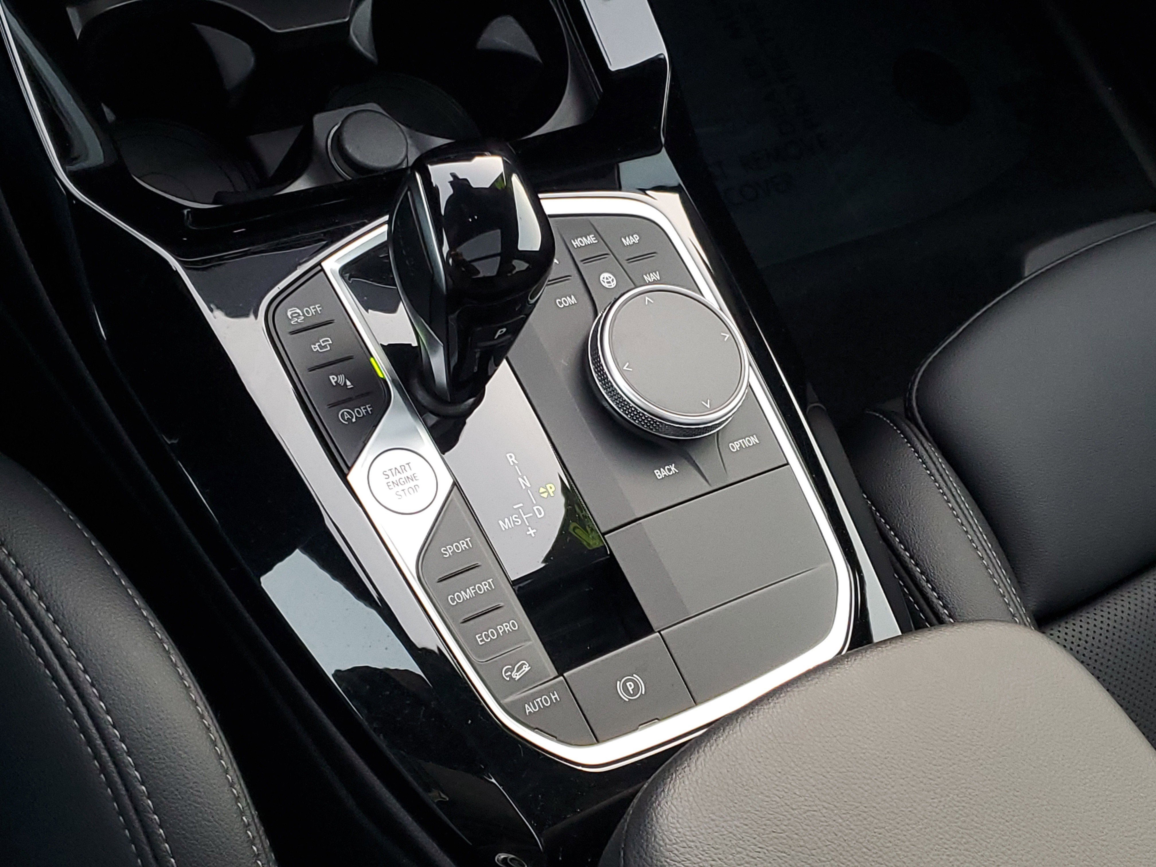 Certified 2024 BMW X3 xDrive30i w/ Premium Package image 21