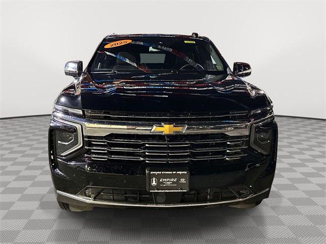 Used 2025 Chevrolet Suburban Premier image 7