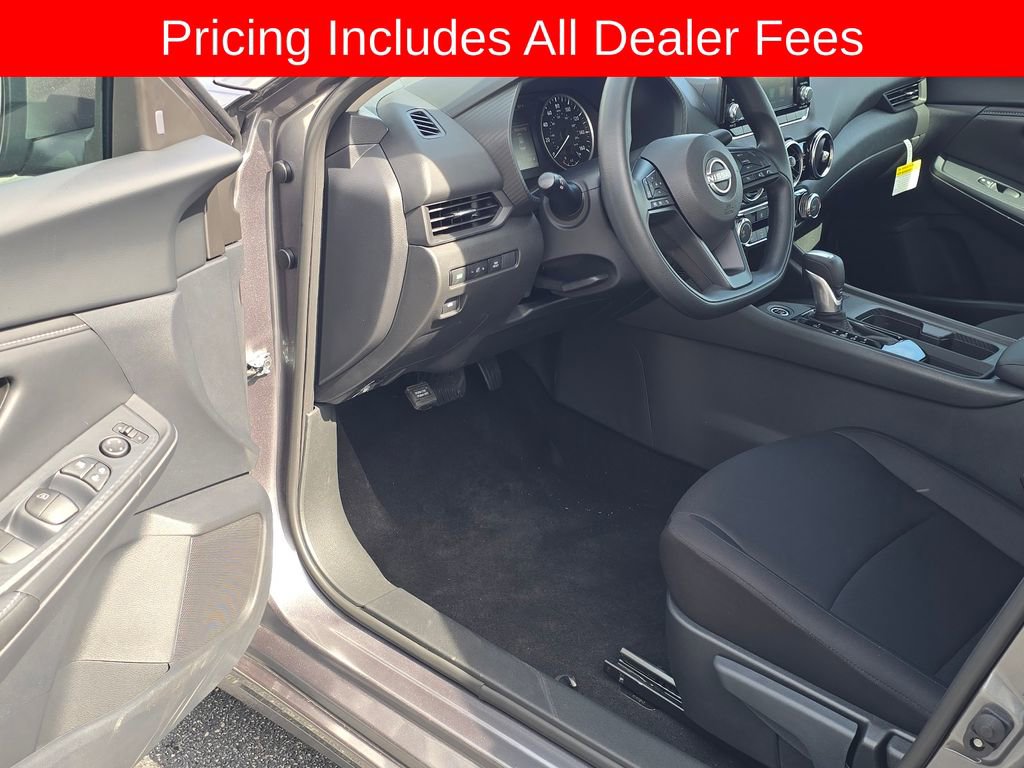 Used 2025 Nissan Sentra S FWD image 9