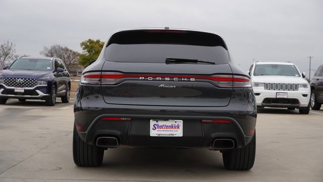 Used 2023 Porsche Macan image 8