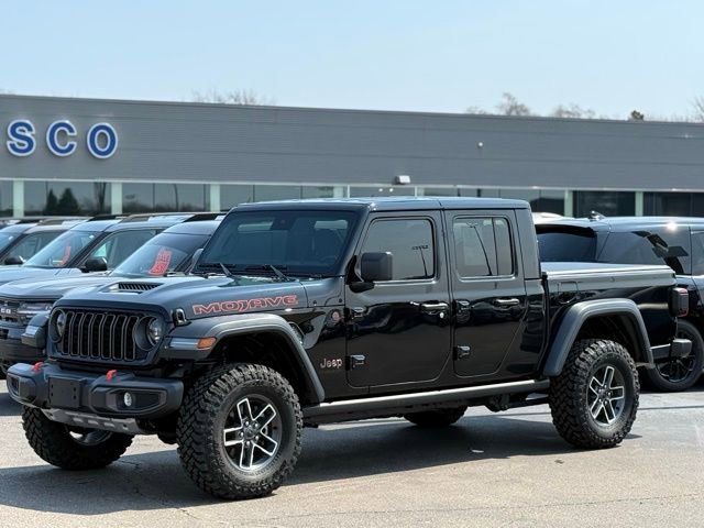 Used 2024 Jeep Gladiator Mojave w/ Convenience Group AWD/4WD image 37