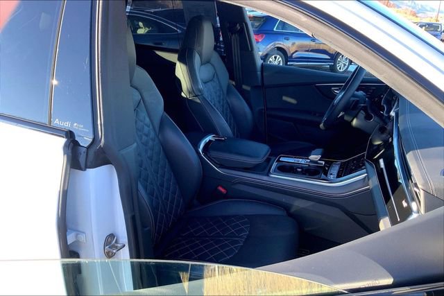 Used 2024 Audi SQ8 Premium Plus w/ Executive Package image 7