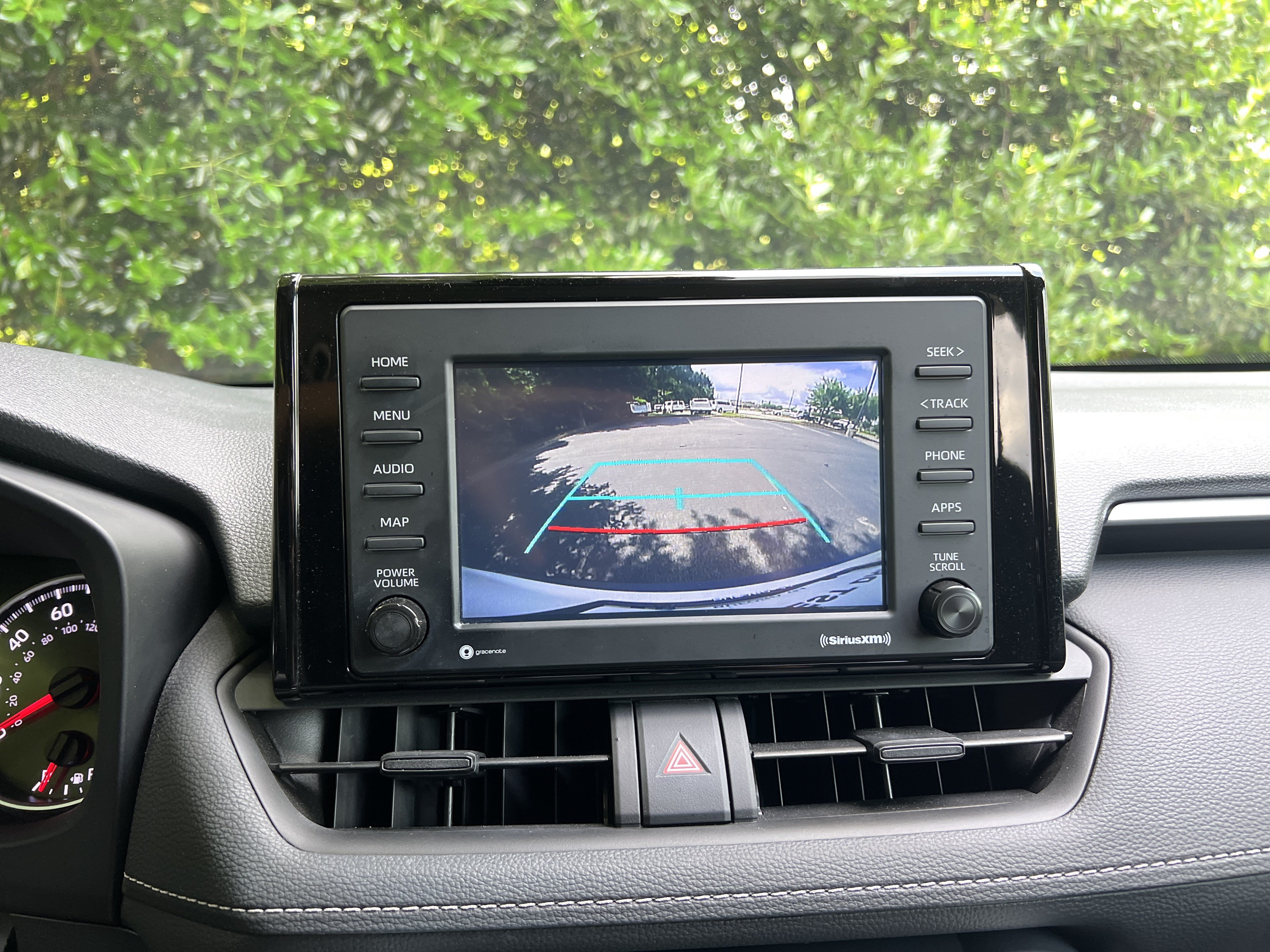 Used 2022 Toyota RAV4 LE FWD image 26