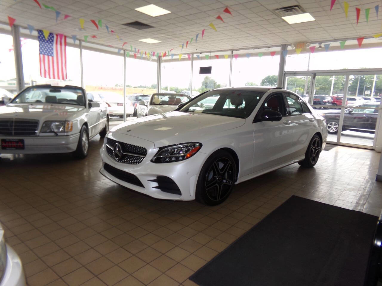 Used 2020 Mercedes-Benz C 300 Sedan w/ AMG Line image 2