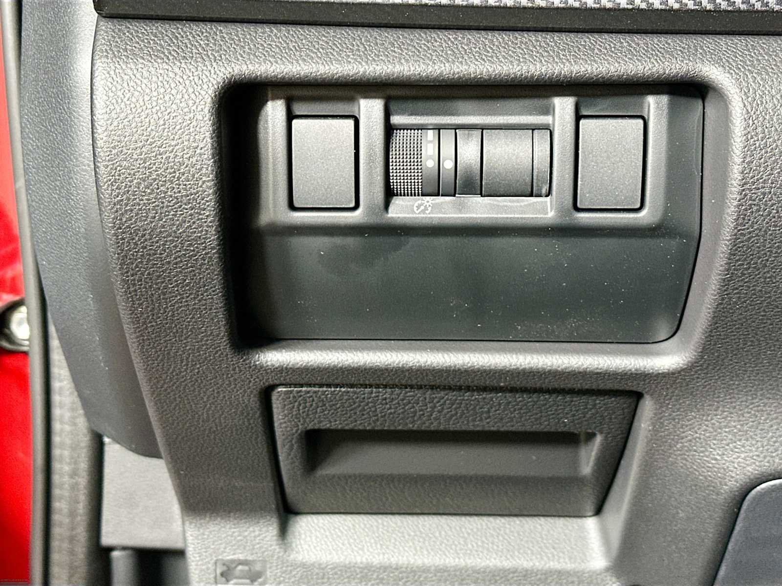 Certified 2025 Subaru Crosstrek 2.5i Limited w/ Popular Package #3A image 10