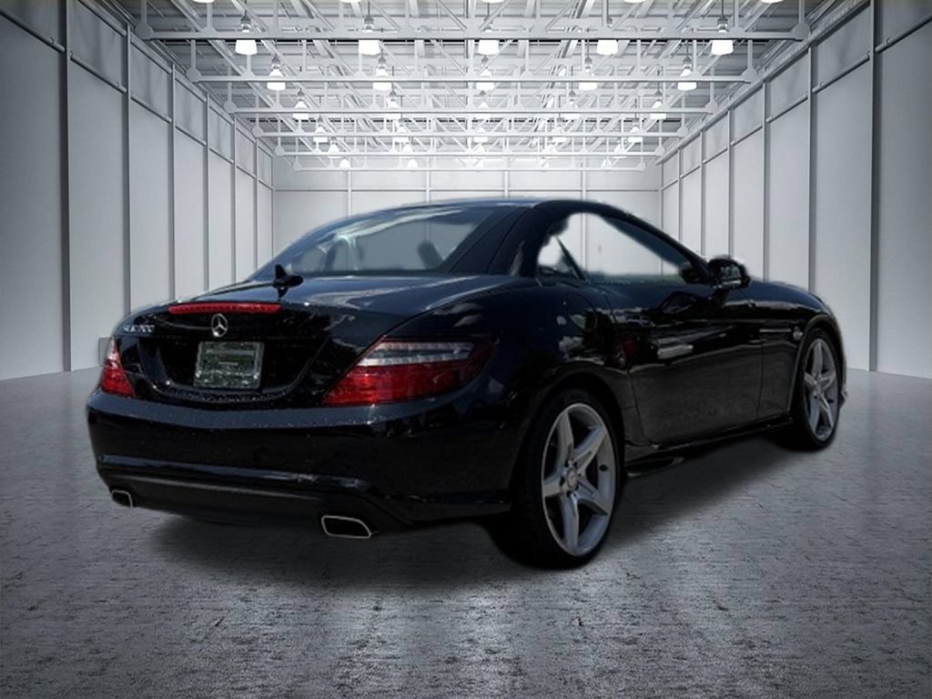 Used 2016 Mercedes-Benz SLK 300 image 20