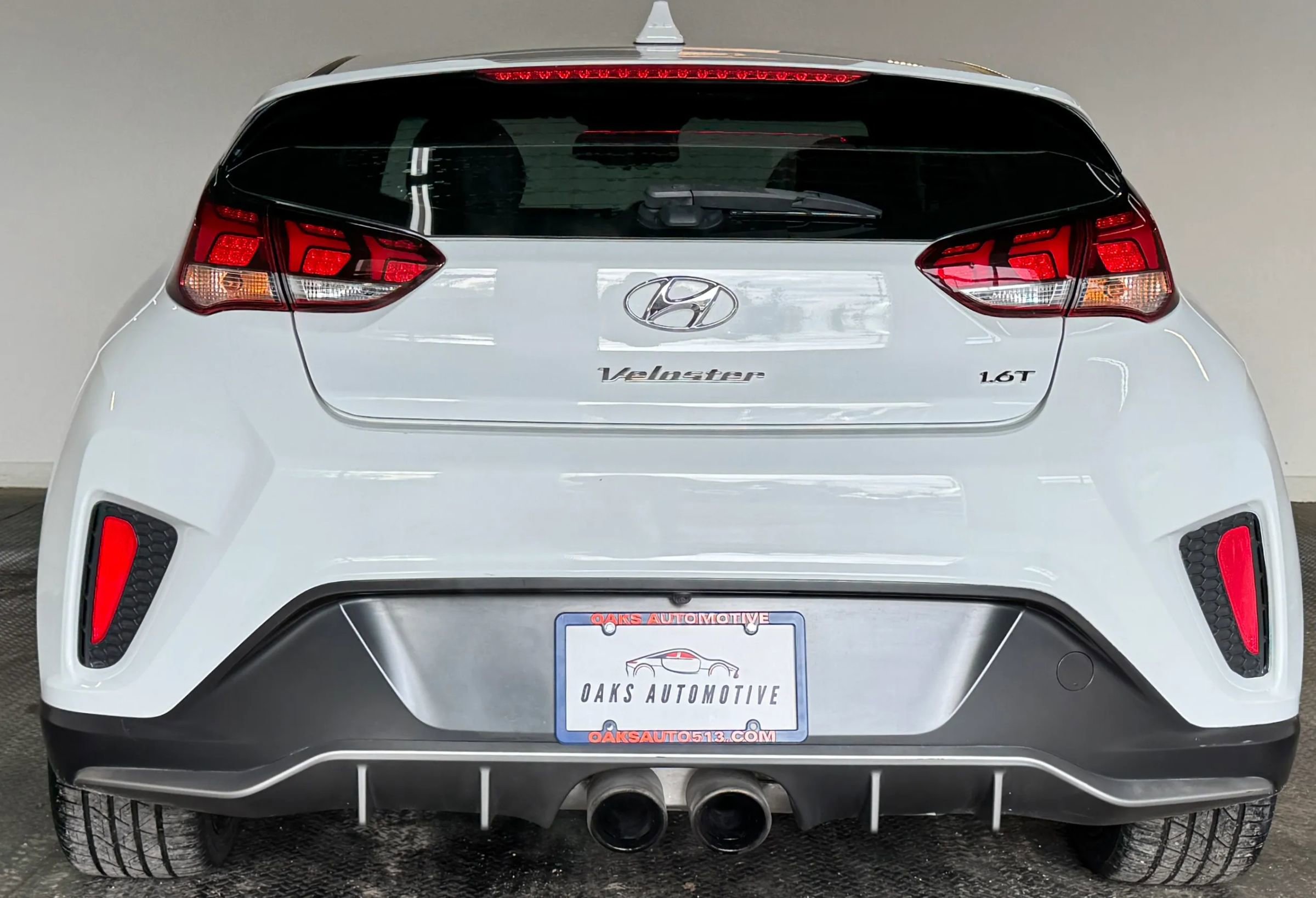 Used 2019 Hyundai Veloster Turbo image 4
