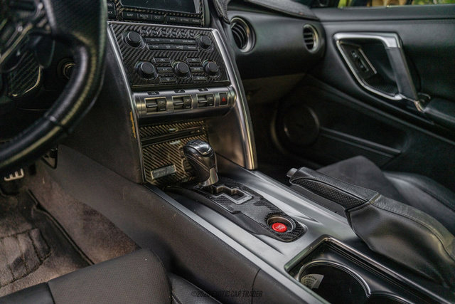Used 2010 Nissan GT-R Premium AWD/4WD image 45