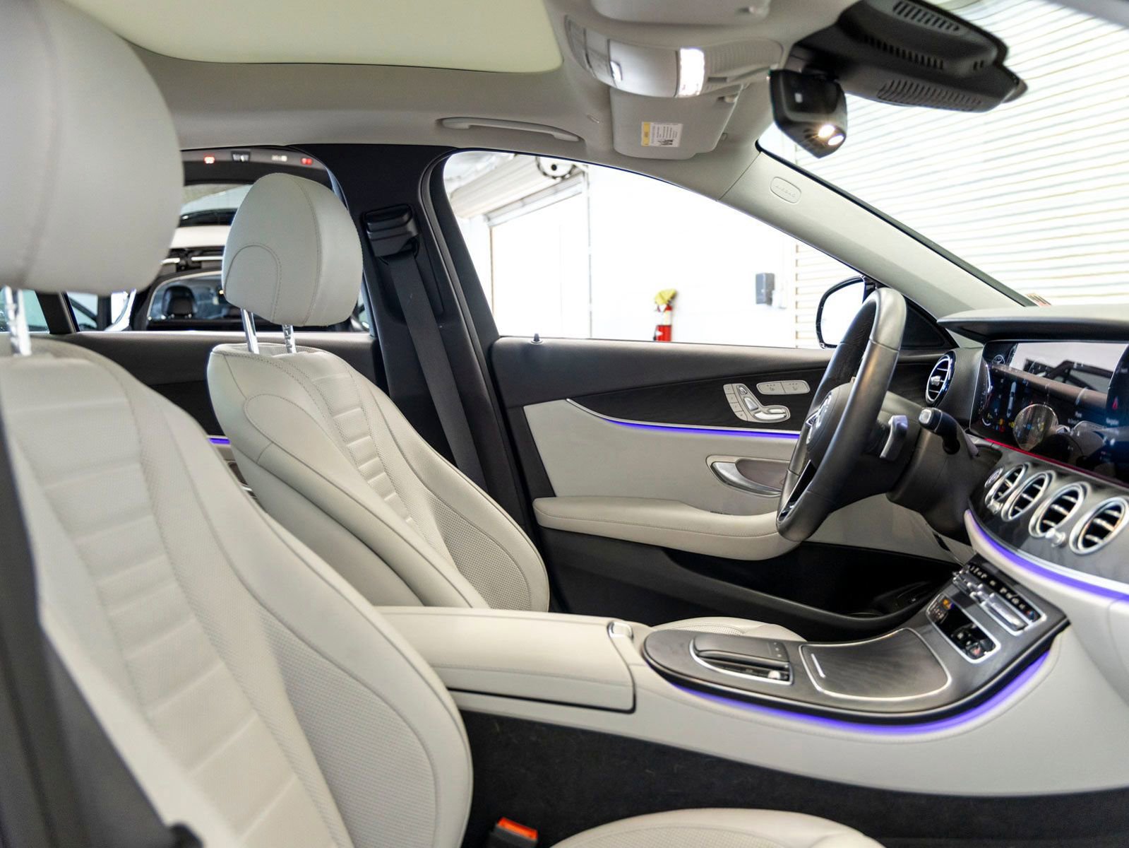 Used 2022 Mercedes-Benz E 450 4MATIC Sedan image 28