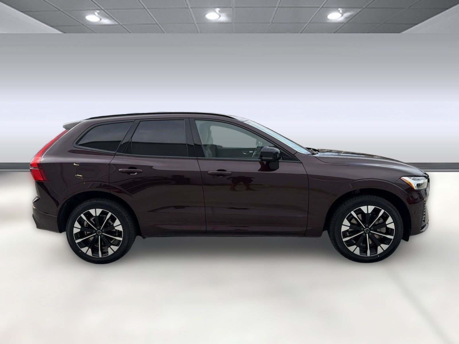 New 2026 Volvo XC60 T8 Plus w/ Climate Package AWD/4WD image 8
