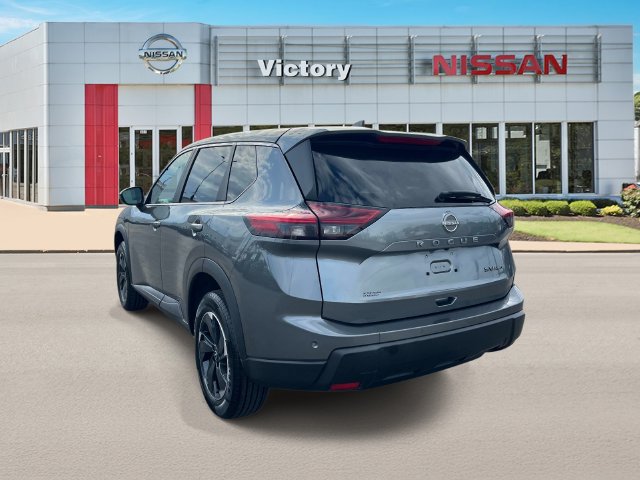 Used 2024 Nissan Rogue SV AWD/4WD image 5