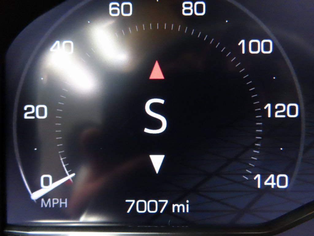 Used 2024 GMC Sierra 3500 SLE w/ SLE Convenience Package image 11