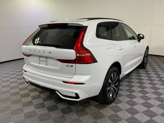 Certified 2024 Volvo XC60 B5 Plus w/ Climate Package AWD/4WD image 6