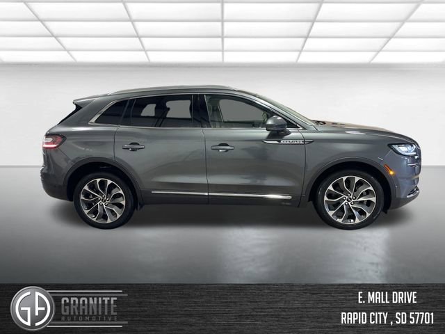 Used 2023 Lincoln Nautilus Reserve w/ Equipment Group 201A image 6