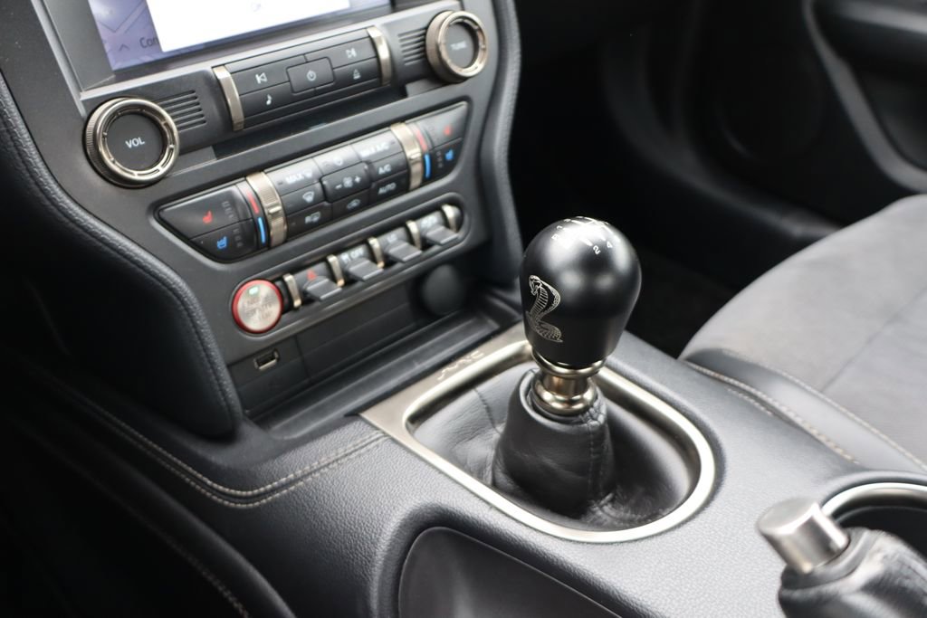 Used 2020 Ford Mustang Shelby GT350 w/ Technology Package image 26