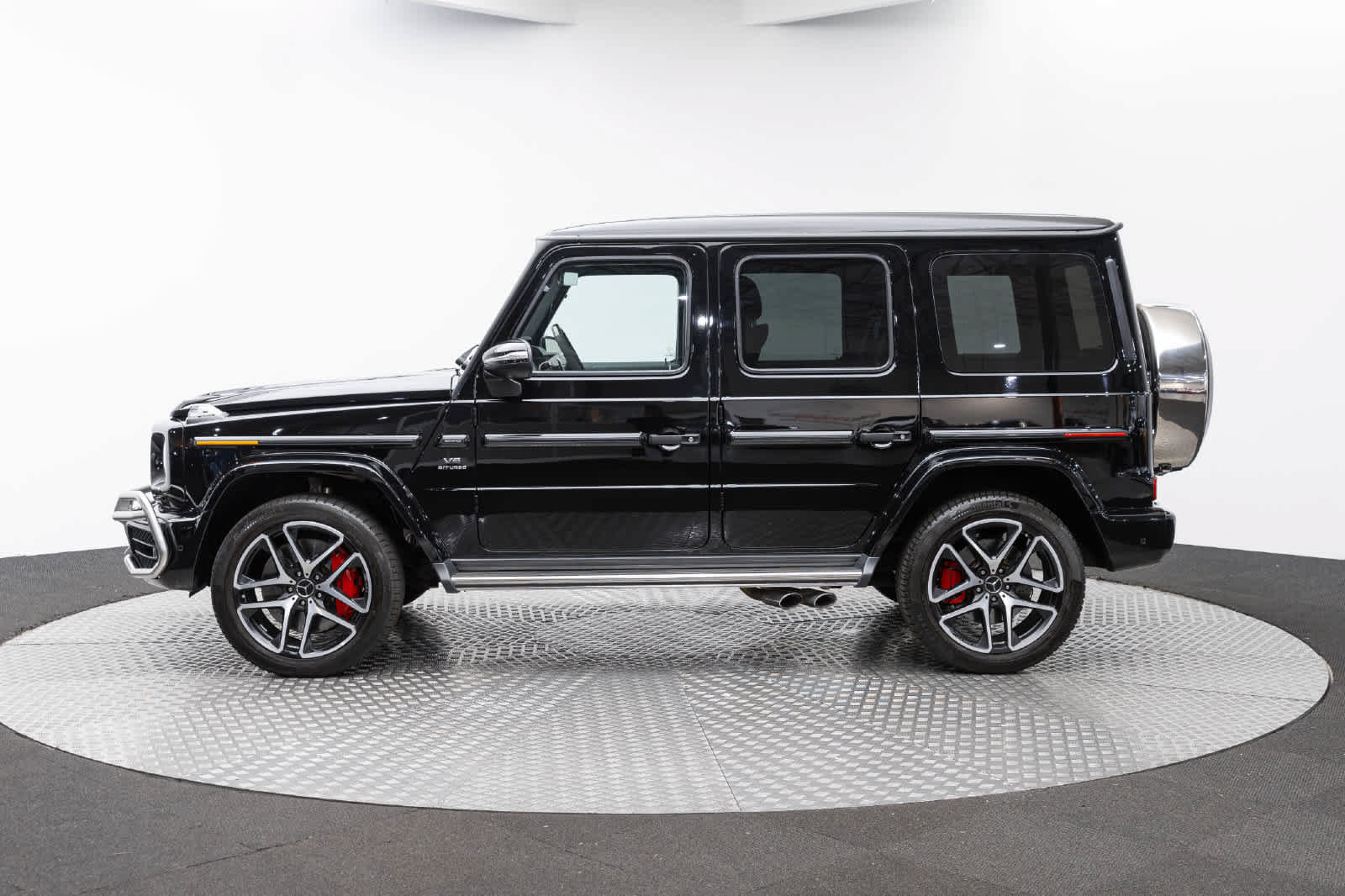 Used 2019 Mercedes-Benz G 63 AMG 4MATIC w/ Seat Comfort Package image 3
