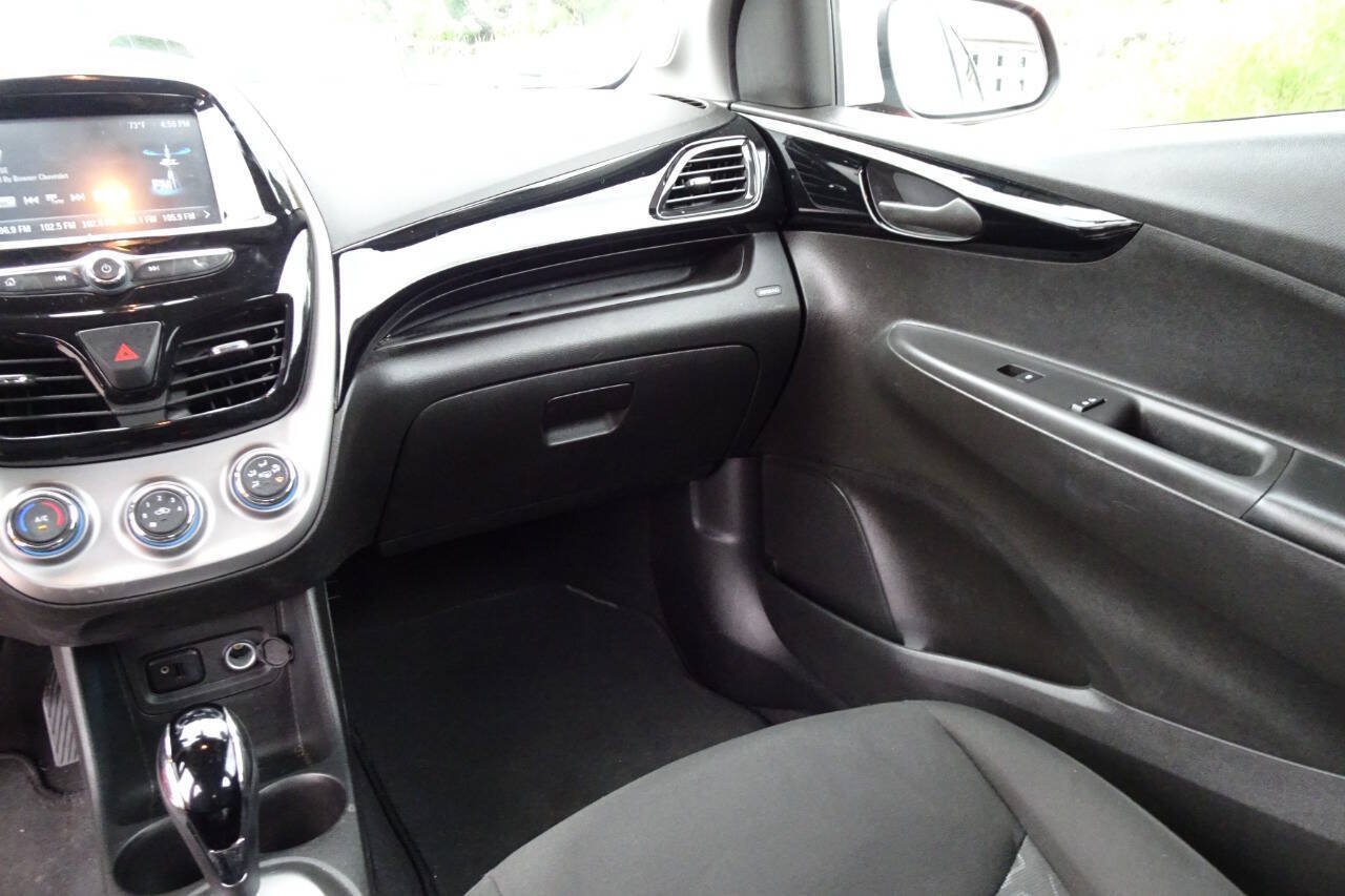 Used 2018 Chevrolet Spark LT FWD image 16