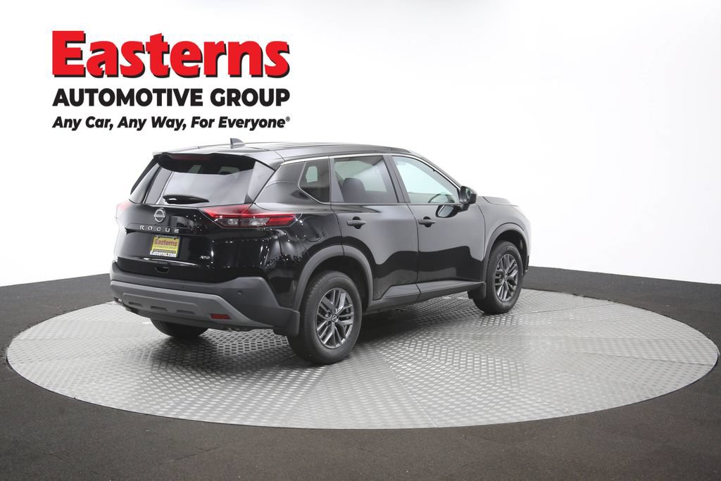 Used 2023 Nissan Rogue S AWD/4WD image 35