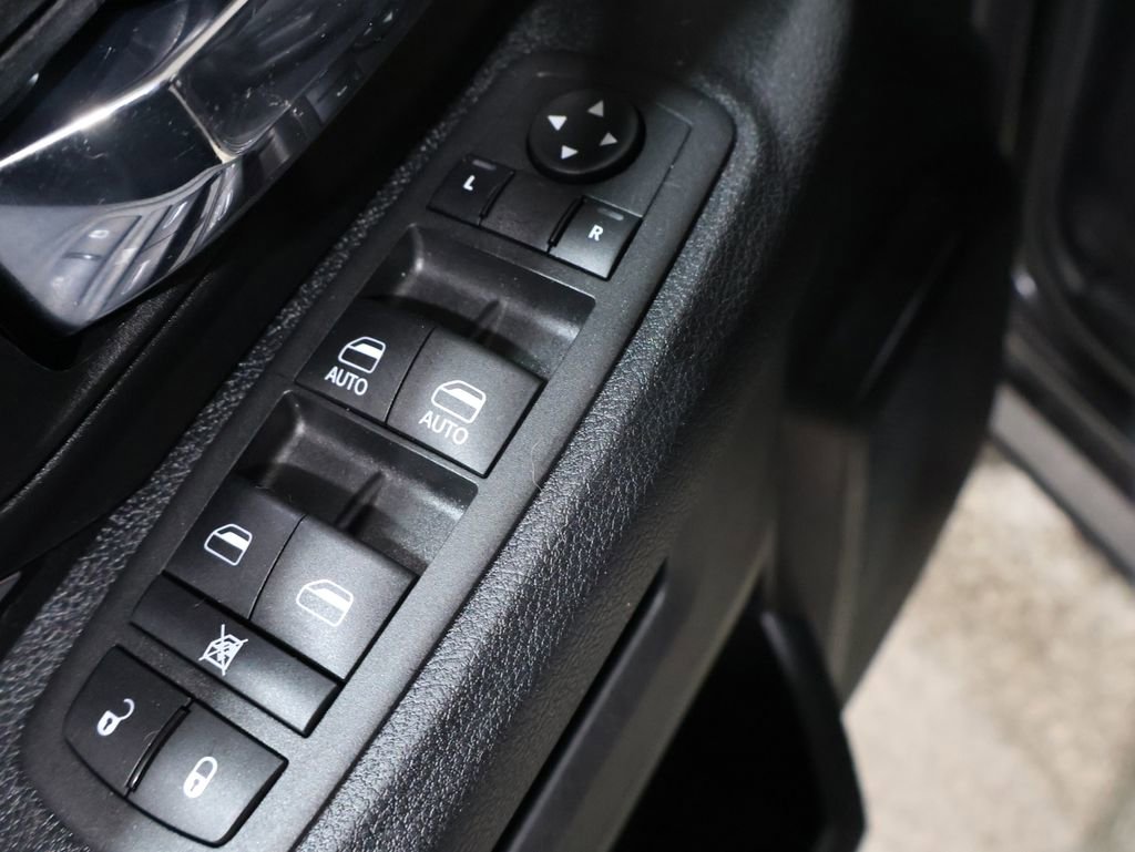 Certified 2024 RAM 1500 Classic Warlock image 15