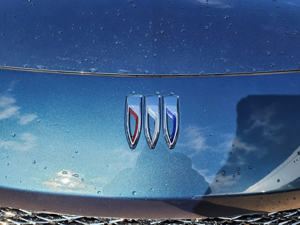 New 2026 Buick Envista Avenir image 10