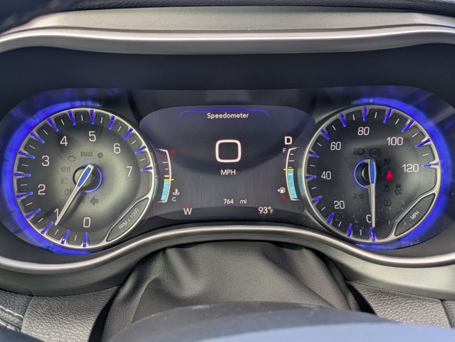 New 2026 Chrysler Pacifica Select FWD image 28