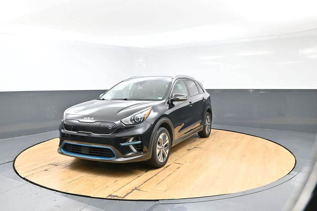 Used 2022 Kia Niro EX w/ Cold Weather Package FWD image 5
