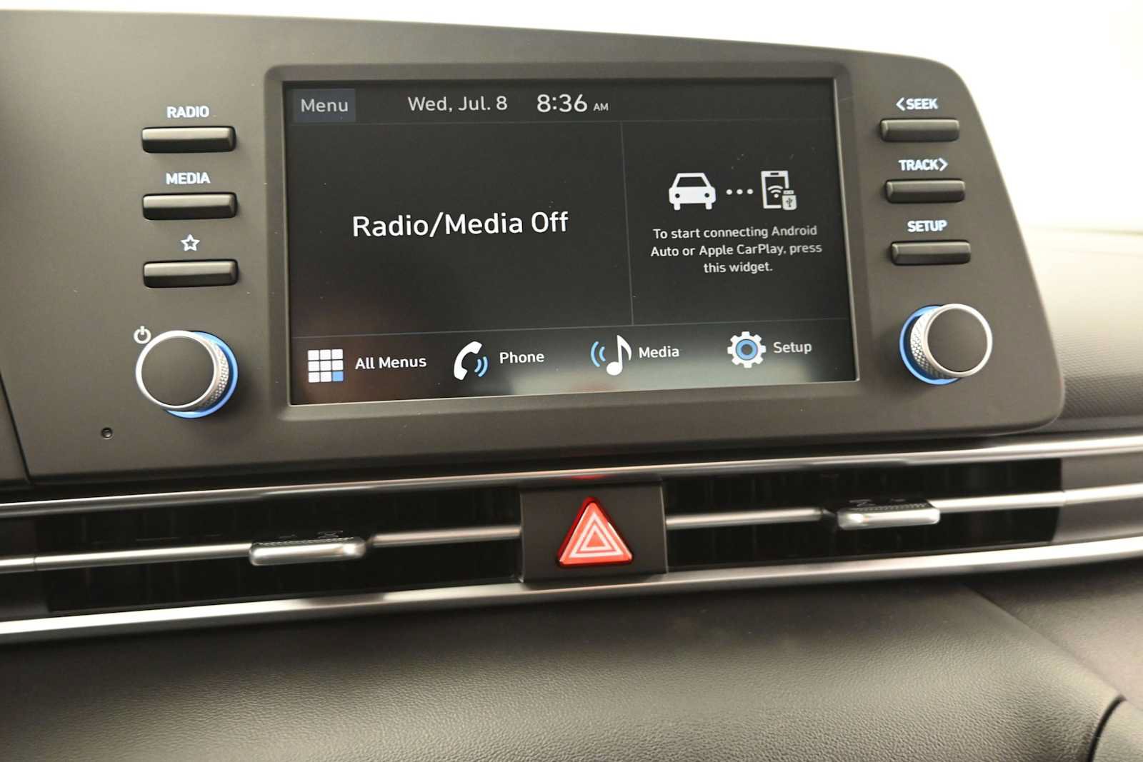 New 2026 Hyundai Elantra SE FWD image 19