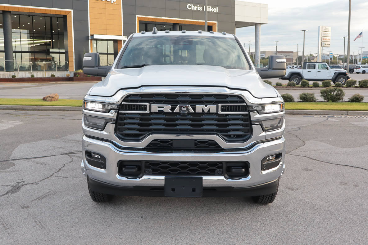 New 2027 RAM 3500 Big Horn AWD/4WD image 2