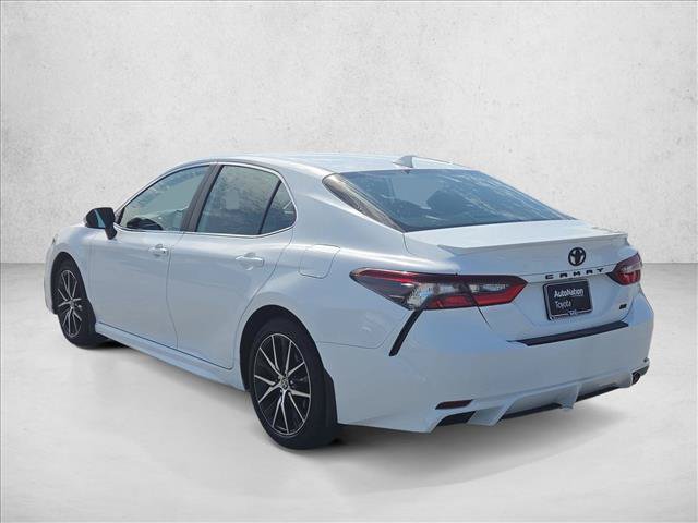 Used 2024 Toyota Camry SE w/ Convenience Package FWD image 9