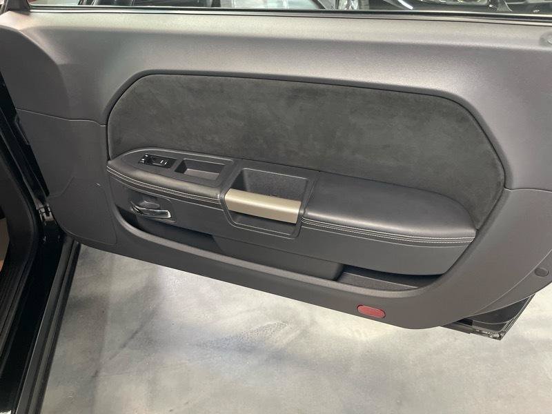 Used 2012 Dodge Challenger SRT8 RWD image 39