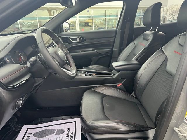 Used 2023 Jeep Compass Trailhawk AWD/4WD image 10