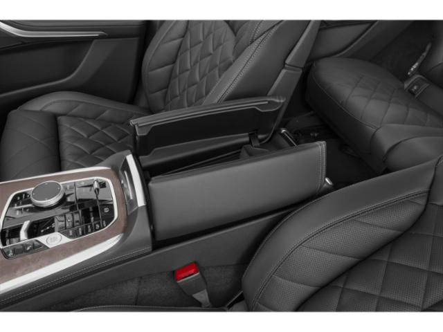 New 2026 BMW X7 M60i image 16