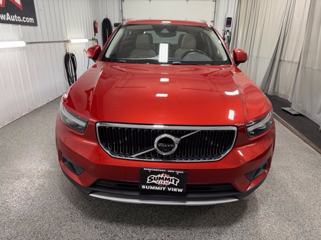 Used 2019 Volvo XC40 T5 Momentum AWD/4WD image 2