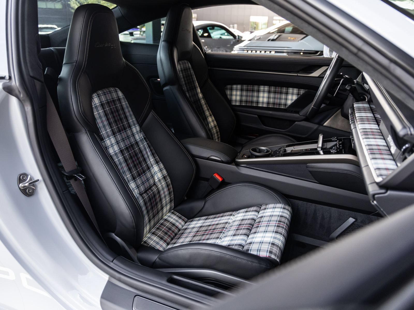 Certified 2025 Porsche 911 Turbo S AWD/4WD image 61