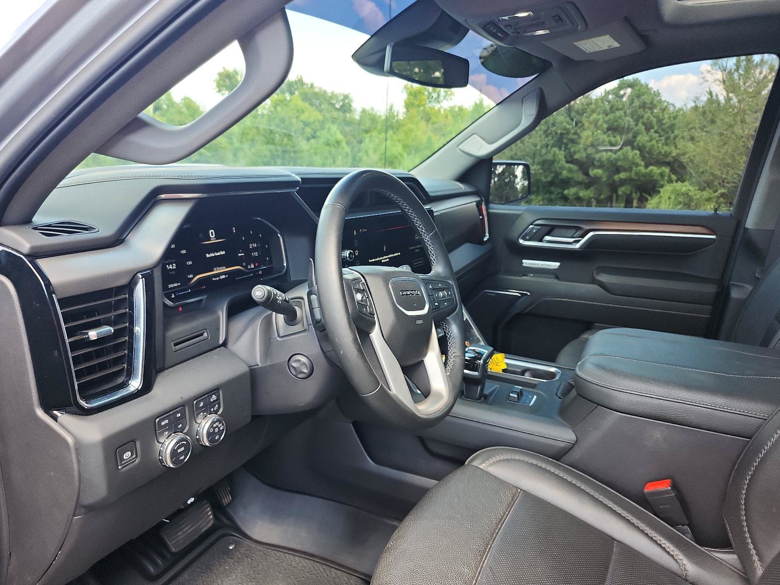 Used 2024 GMC Sierra 1500 Denali AWD/4WD image 16