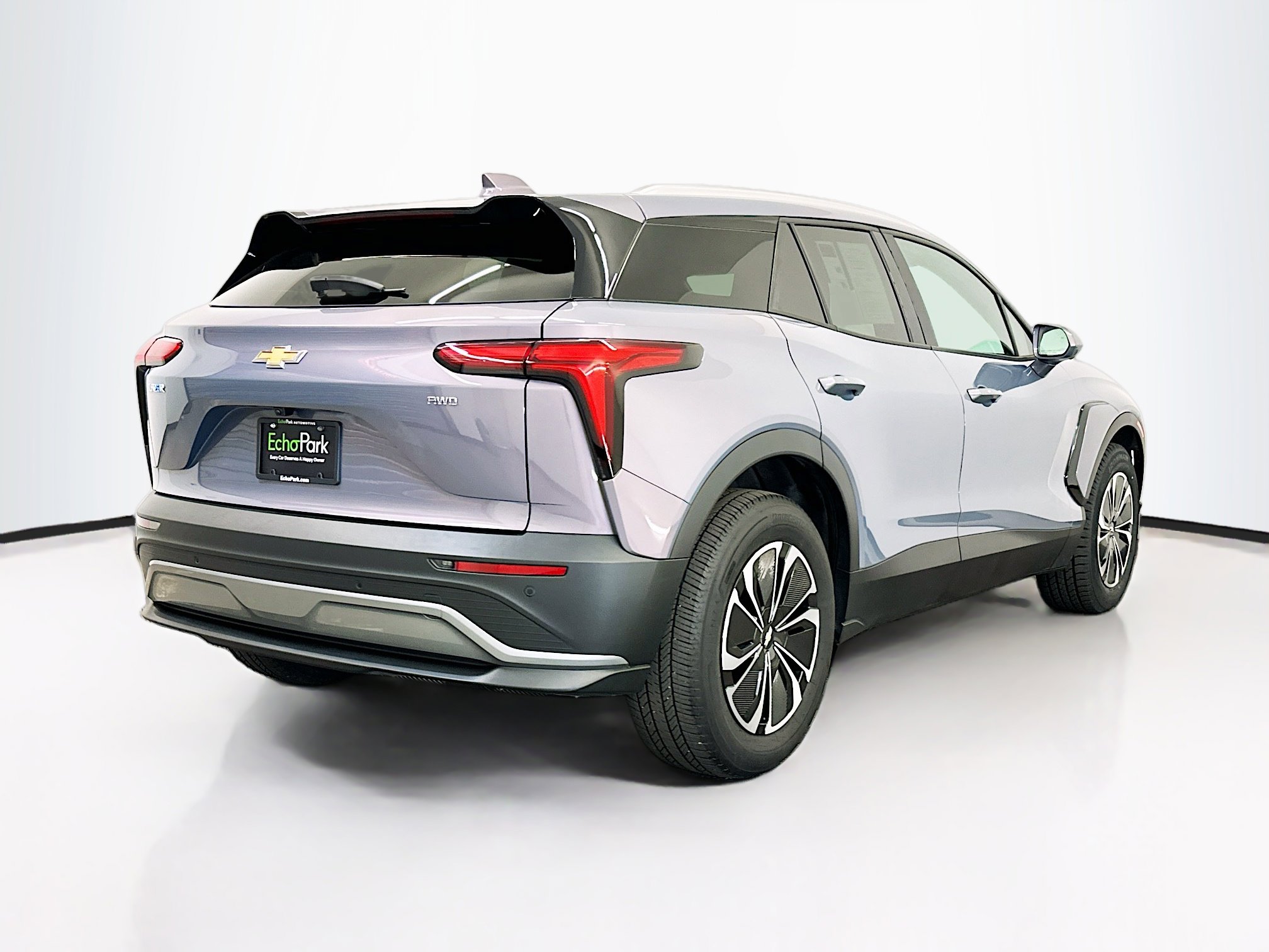 Used 2024 Chevrolet Blazer EV LT AWD/4WD image 9