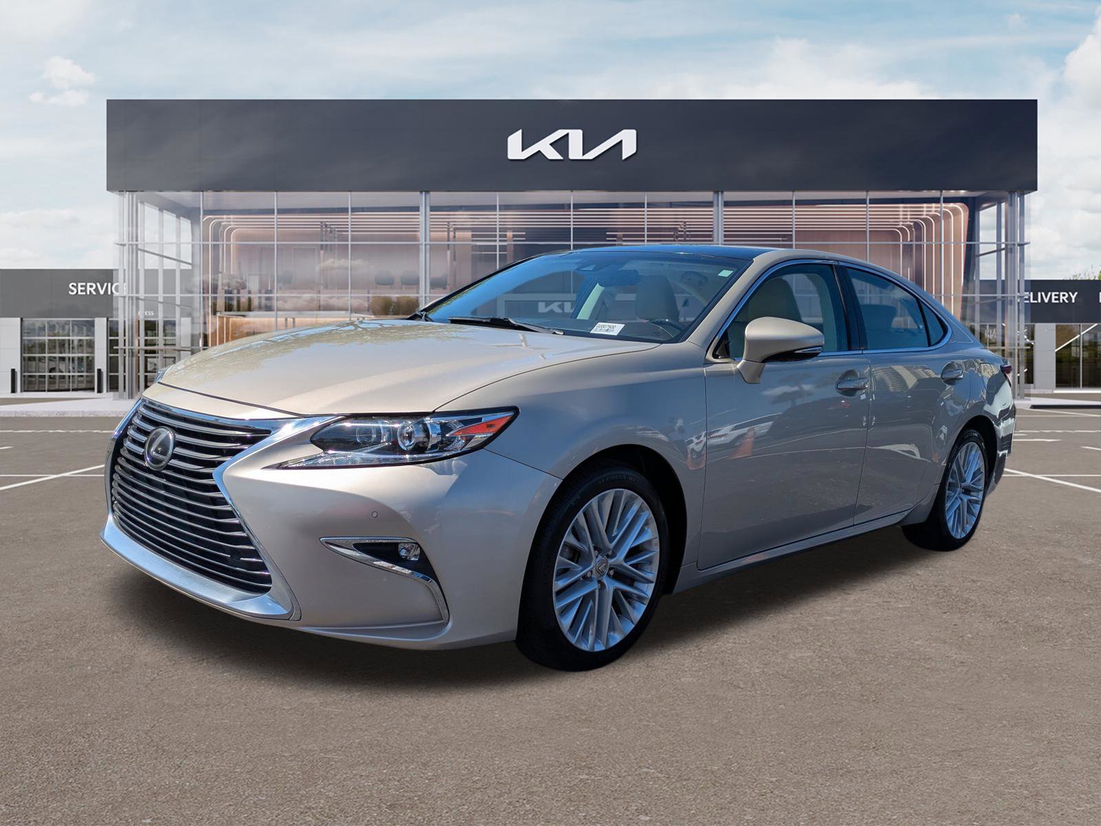Used 2016 Lexus ES 350 w/ Luxury Package w/Wood Trim image 6