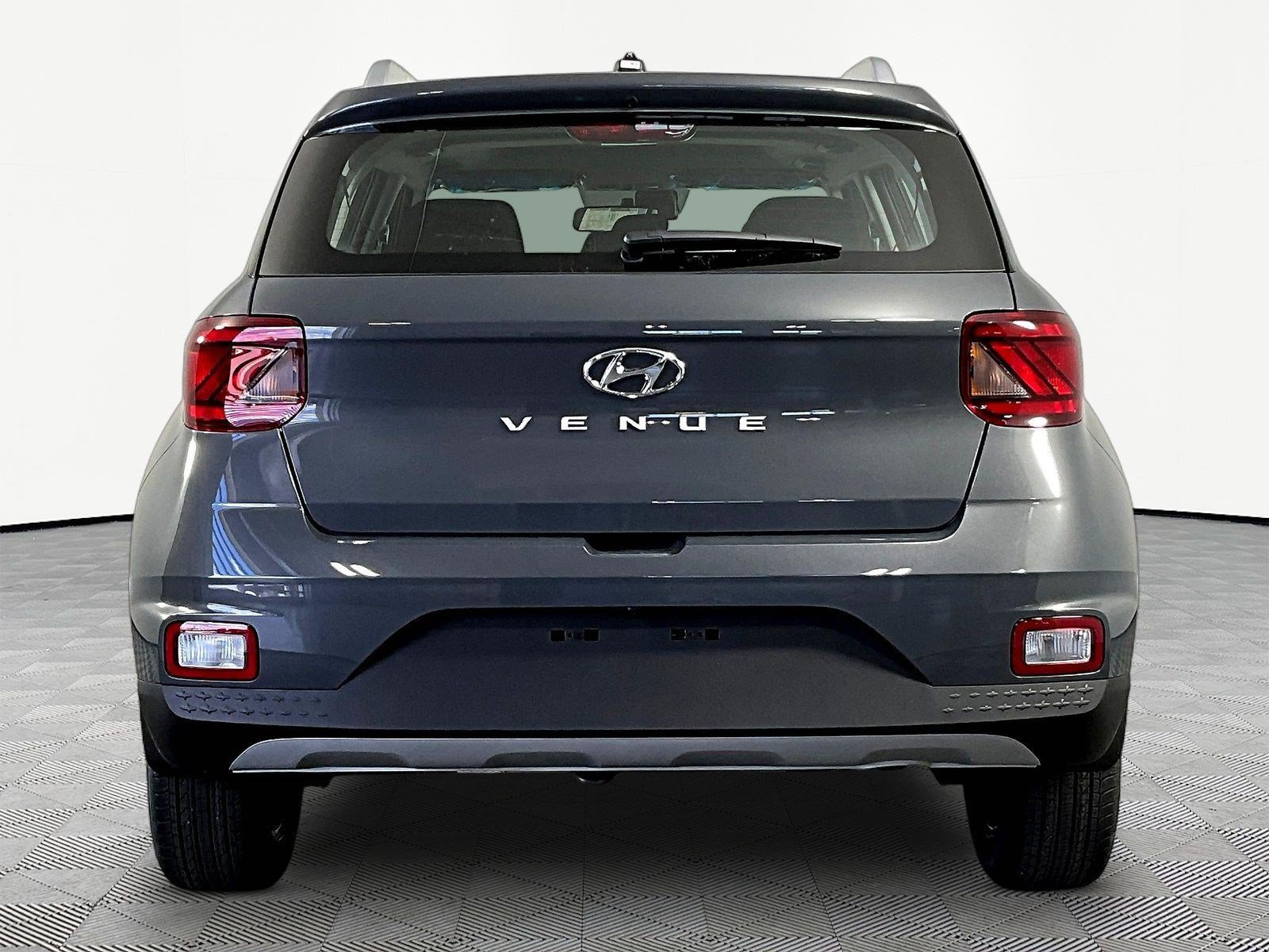 New 2026 Hyundai Venue SEL FWD image 5