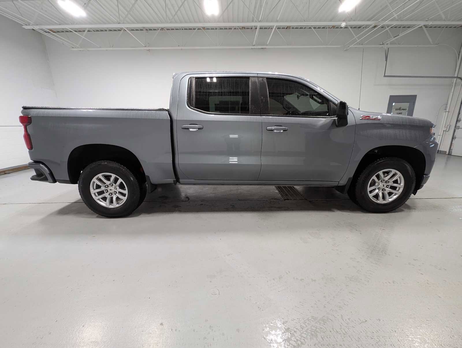 Used 2020 Chevrolet Silverado 1500 RST image 7