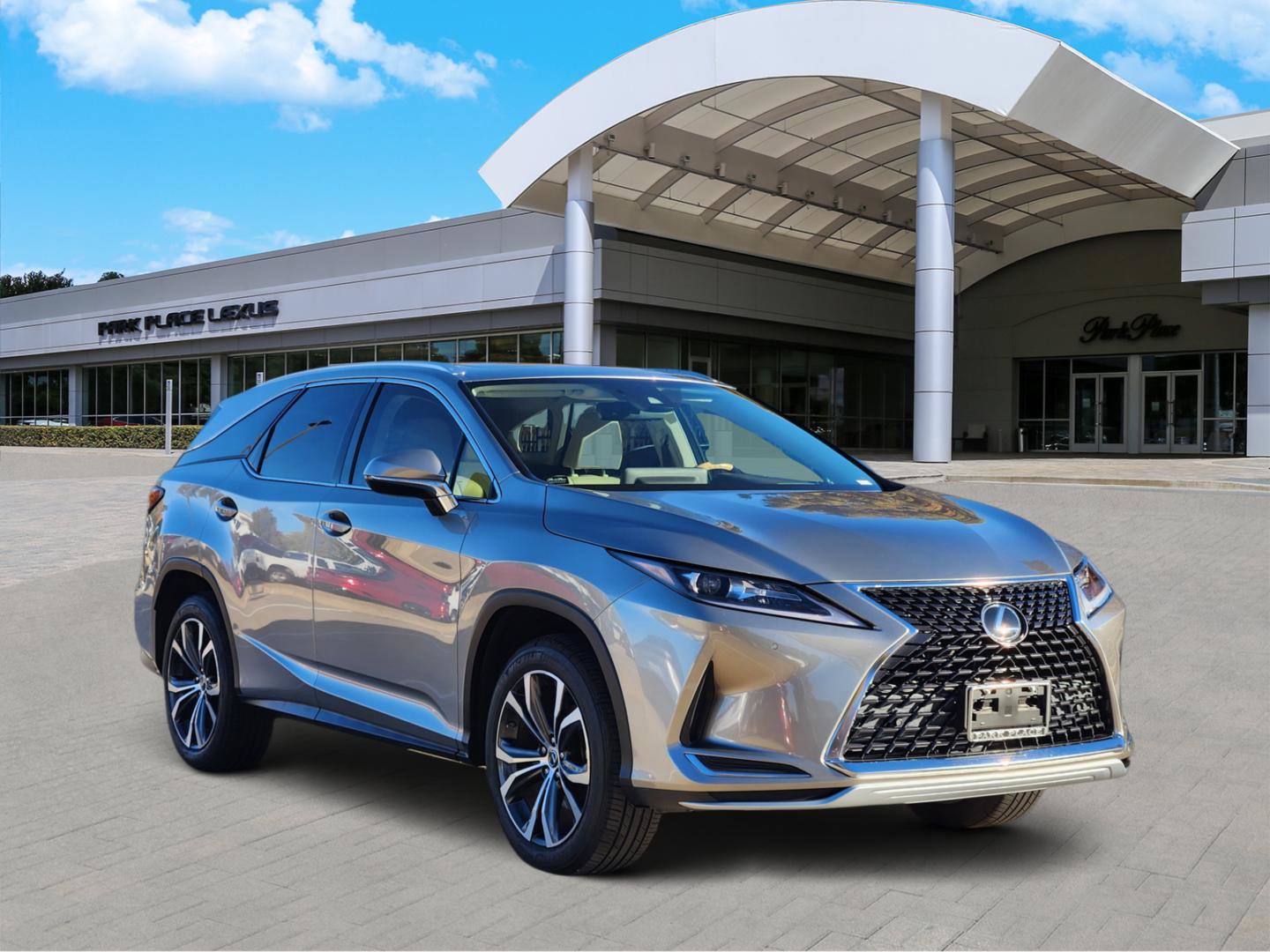 Used 2020 Lexus RX 350L FWD w/ Premium Package image 2